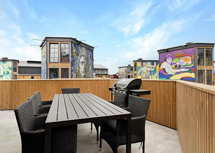 Stort Sommerhus - Legeland For Store Og Sma *